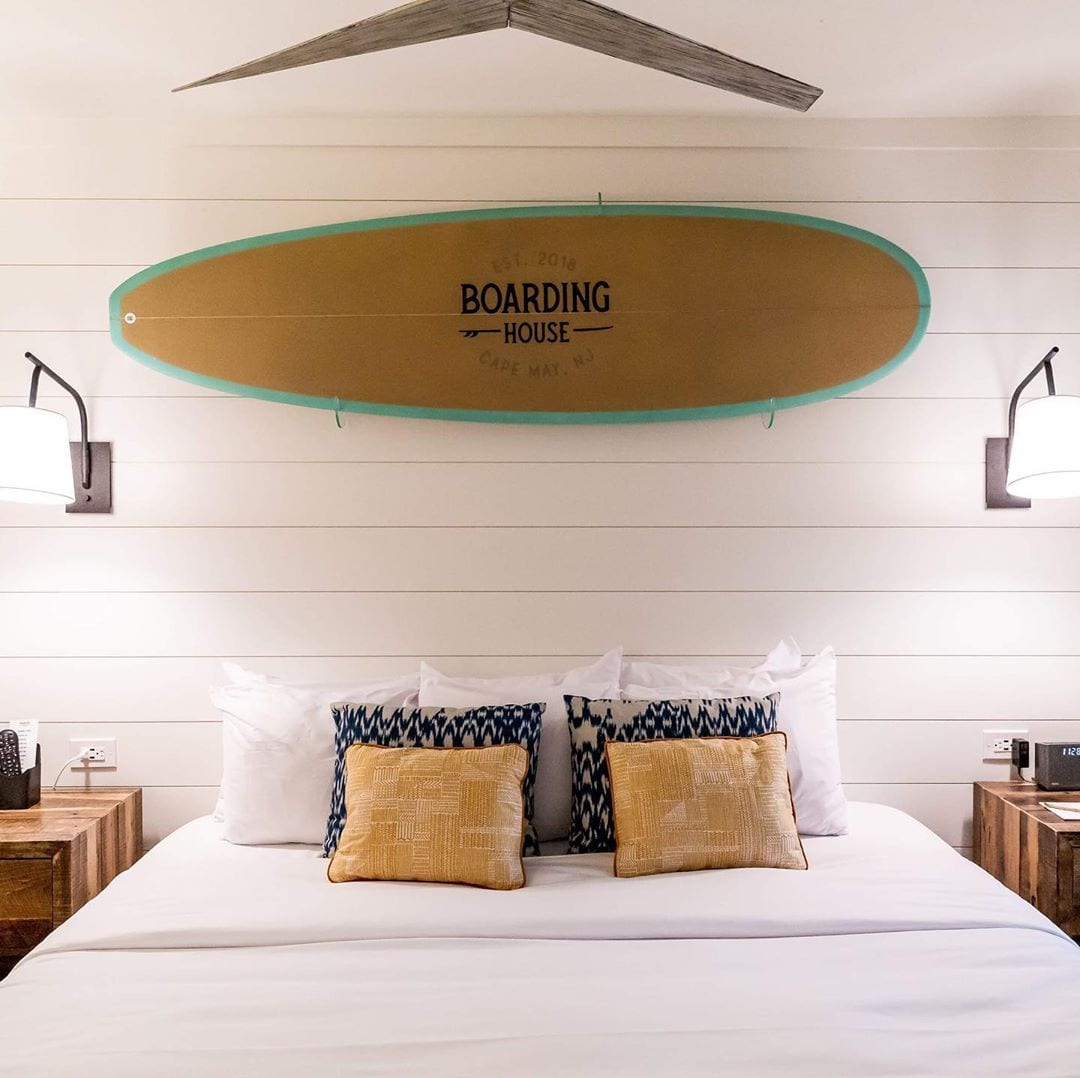 Looking to book a spontaneous getaway or staycation? Our spacious King Suite is available tonight and tomorrow! The King Suite is our most popular room. Complete with a plush king bed, queen-sized pull-out sofa, living area, and private balcony, it's the perfect retreat for you and your favorite travel buddies. . Call us directly to book your perfect Cape May weekend: 609-884-4884 . (Note: Our King Suite is located on our second floor, so it is not a dog-friendly room.) . . . . . . . .